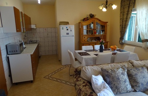 Rtina House | Apartment Lemi with sea view