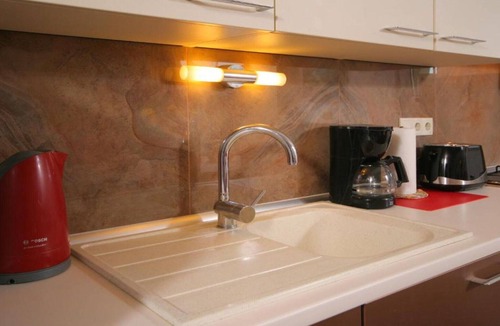 Seget Donji Apartment | Apartment Libe with Sea View Trogir - Two Bedroom Apartment with Balcony
