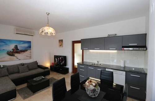 Silo Apartment | Apartment Lidija A4 Silo