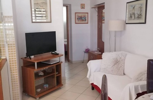 Loviste Apartment | Apartment Ljube (102801-A4) - Loviste