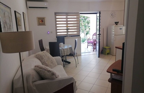 Loviste Apartment | Apartment Ljube (102801-A4) - Loviste