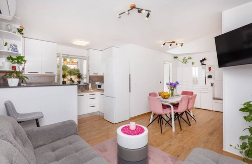Gornji Kono Apartment | Apartment Lukre