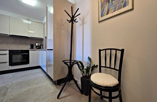 Znjan Apartment | Apartment Luz Split, private parking spot in the garage