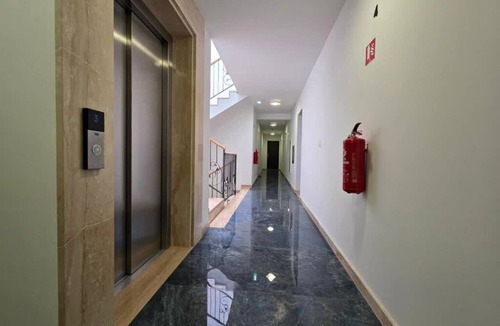 Znjan Apartment | Apartment Luz Split, private parking spot in the garage