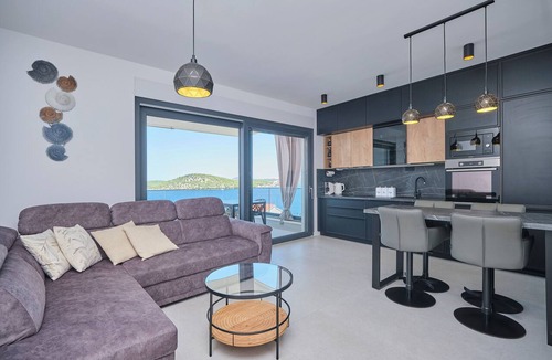 Razanj Apartment | Apartment Maestral