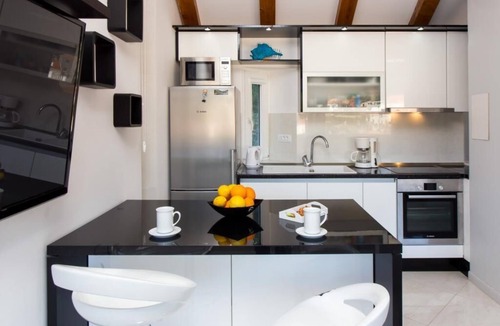 Sudurad Apartment | Apartment Mali Skoj - Two-Bedroom Apartment with Sea View