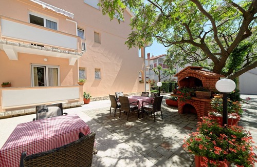Palit Apartment | Apartment Mar- 150 m from sea A3(4) - Palit, Island Rab, Croatia