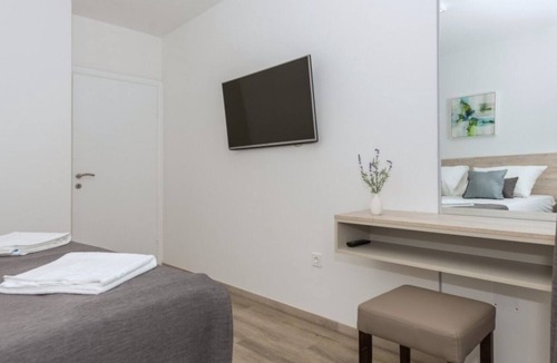 Donja luka Apartment | Apartment Mari - 40m from the beach: A1(4+2) - Makarska, Riviera Makarska, Croatia