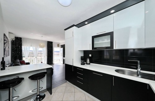 Rovanjska Apartment | Apartment Marina No.2 with Sea View