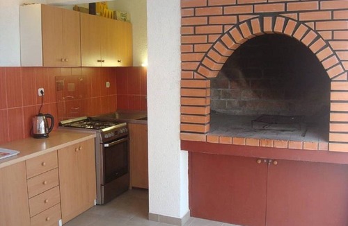 Cove Rogacic Apartment | Apartment Mato - free barbecue: A2(2+2) - Vis, Island Vis, Croatia