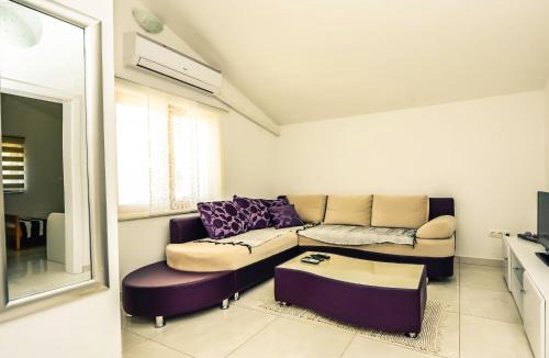 Seline Apartment | Apartment Mirjana-1 by Interhome