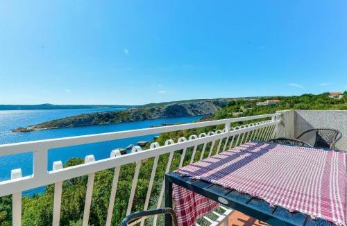 Maslenica Apartment | Apartment Mirjana by Interhome