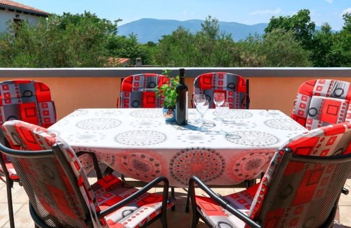 Brzac Apartment | Apartment Mirjana (KRK357) in Krk/Krk - 6 persons, 2 bedrooms