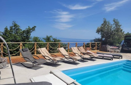 Liganj Apartment | Apartment MIT Pool UND Meerblick