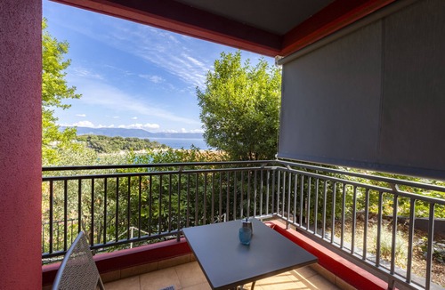 Drenje Apartment | Apartment mit Wunderschönem Meerblick nur 5 Minuten vom Strand Entfernt