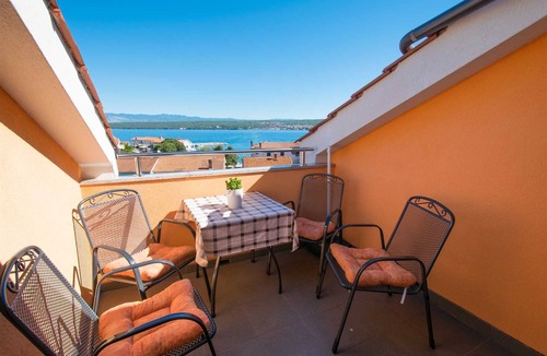 Porat Apartment | Apartment Mladenka 3 with Sea view