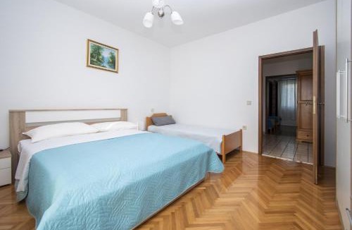 Brodarica Apartment | Apartment Monika