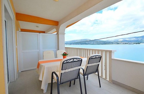 Arbanija Apartment | Apartment Mornar by Interhome