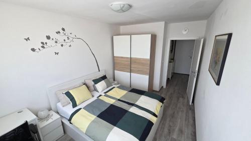 Velika Gorica Apartment | Apartment Mrvica, near Airport - 2BR - Free Parking - Self Check-in