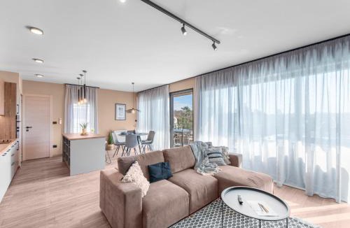 Karigador Villa | Apartment near beach with sea view