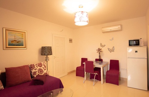 Funtana Apartment | Apartment Noa - 103 - Lavander hideout - with pool - Funtana - Poreč