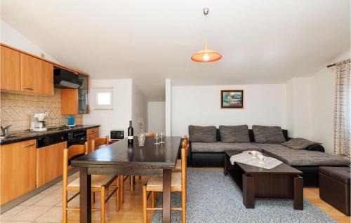 Sveti Filip i Jakov Apartment | Apartment Obala Kralja Tomislava Iii
