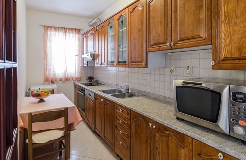 Gorica Apartment | Apartment Paco - Three-Bedroom Apartment with Balcony and Sea View
