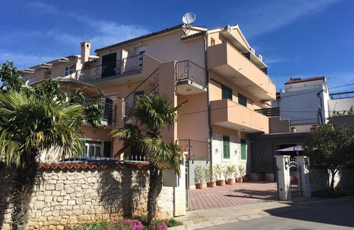 Vodice Apartment | Apartment Petar - 150m from the city center: A3(3+1)-balkon - Vodice, Riviera Sibenik, Croatia