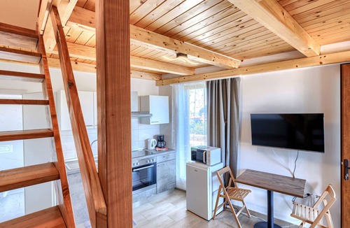 Lovrecica Apartment | Apartment Pintur by Interhome