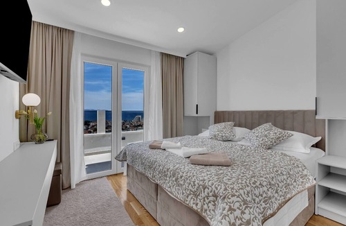 Bidol Apartment | Apartment Prgo - with view and parking: A3(4) - Makarska, Riviera Makarska, Croatia