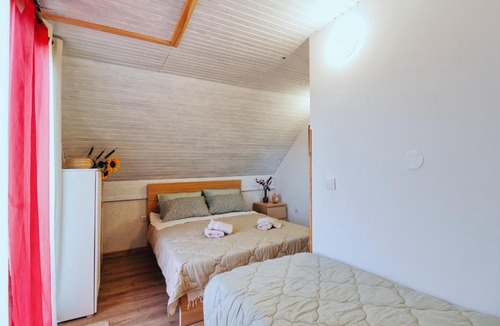 Samobor Apartment | Apartment Pri Braceku - Odmor u prirodi - Nature Retreat & Relaxation