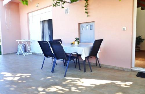 Posedarje Apartment | Apartment Putnik