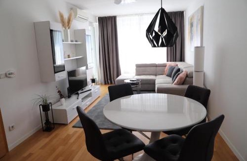 Novi Zagreb Apartment | Apartment Queen