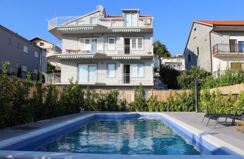 Kamen Apartment | Apartment Rako