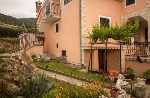 Koromacno Apartment | Apartment Rar - with nice garden: - Koromacno, Istria, Croatia