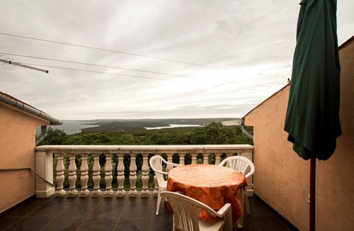 Koromacno Apartment | Apartment Rar - with nice garden: - Koromacno, Istria, Croatia