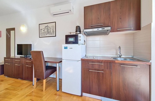 Gradac Apartment | Apartment Rilić by Interhome