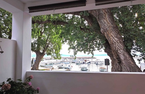 Klenovica Apartment | Apartment Riva in Klenovica - just few steps from the sea