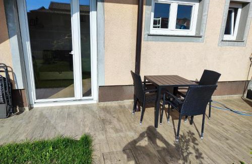 Marezige Apartment | Apartment Rose