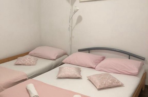 Kastel Stafilic Apartment | Apartment Roso