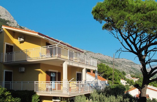 Marusici Apartment | Apartment Ružica by Interhome