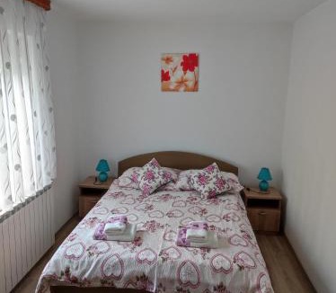 Smoljanac Apartment | Apartment Sanja