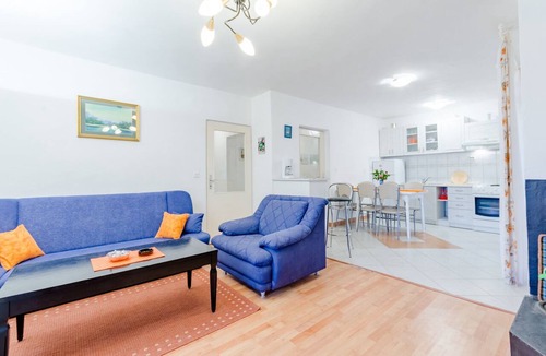 Mastrinka Apartment | Apartment Sea Star - Three-Bedroom Apartment with Pool and Sea View