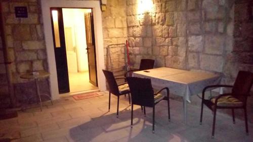 Split Apartment | Apartment Silvana