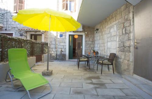 Split Apartment | Apartment Silvana