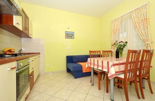 Mastrinka Apartment | Apartment Sima - 100m from beach: A3(4+2) - Mastrinka, Island Ciovo, Croatia