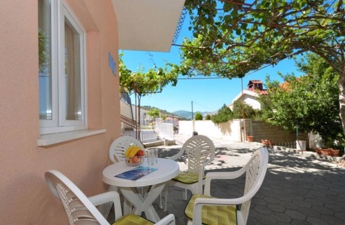 Mastrinka Apartment | Apartment Sima - 100m from beach: A3(4+2) - Mastrinka, Island Ciovo, Croatia