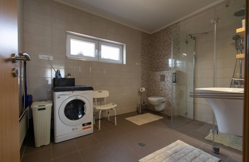 Cvetkovic Apartment | Apartment Slavek- Two Bedroom Apartment With Balcony