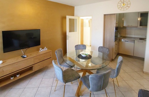 Vinisce Apartment | Apartment Stipe, (14952), Vinišce, hr
