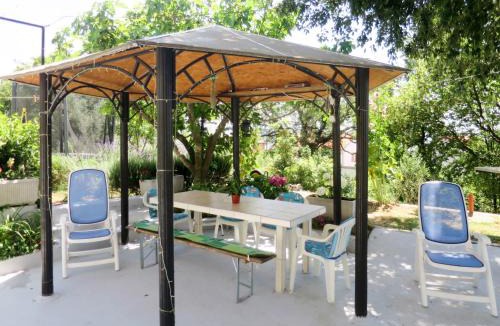 Maslenica Apartment | Apartment Stjepan by Interhome